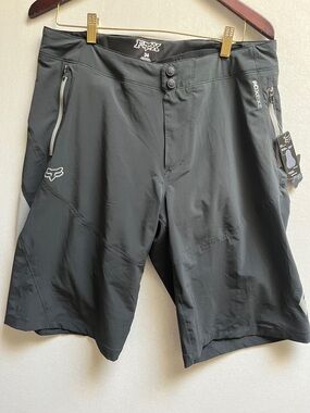 NWT Fox Racing Attack Mountain Bike Shorts with EVO Chamois Padded Liner Sz 34